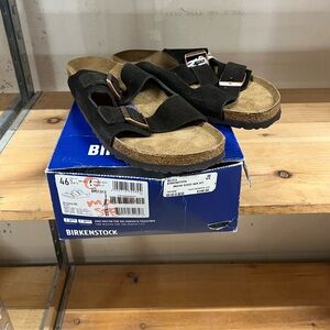 Birkenstock Arizona Mocha Suede, men’s 13 narrow, Euro 46 narrow, soft footbed
